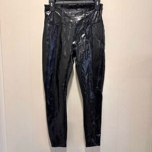 SPANX Black Leggings shiny faux patent leather black petite Medium